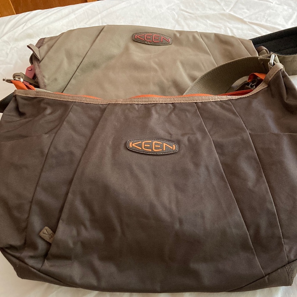 KEEN Bags